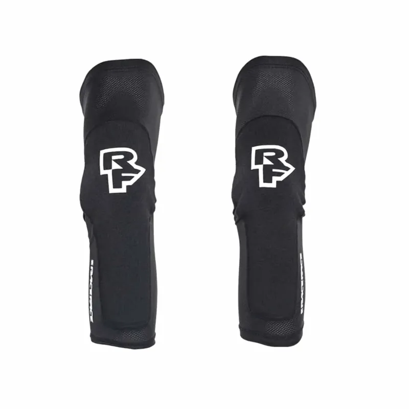 Race Face Charge Knee Guard Black