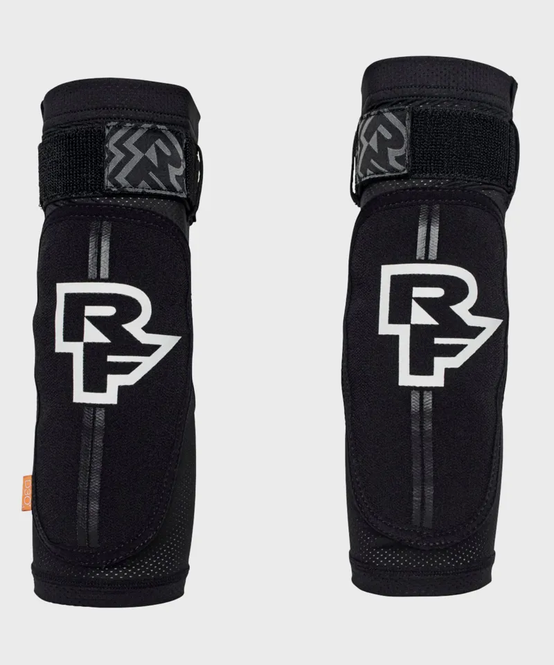 Race Face Indy Elbow Guard Black