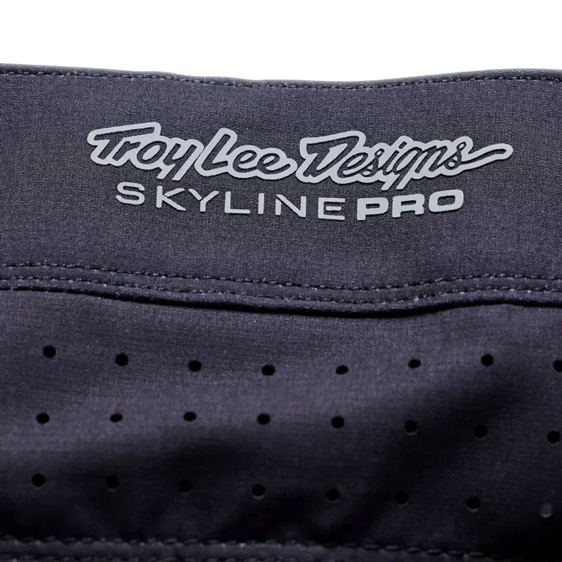 Troy Lee Designs Skyline Pro X Shorts w/BN3TH Liner Mono in Carbon-4