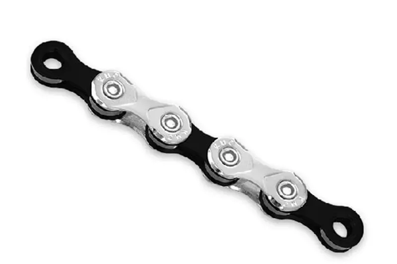 KMC X10 122 Link 10 speed Chain in Silver
