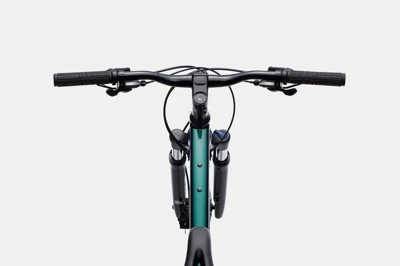 Cannondale Quick CX 3 Women's Hybrid Bike in Emerald-3