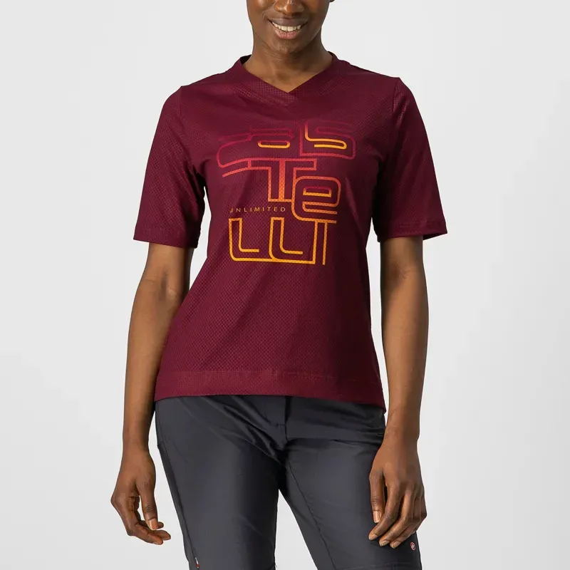 Castelli Trail Tech Women's T-Shirt in Barbaresco Red
