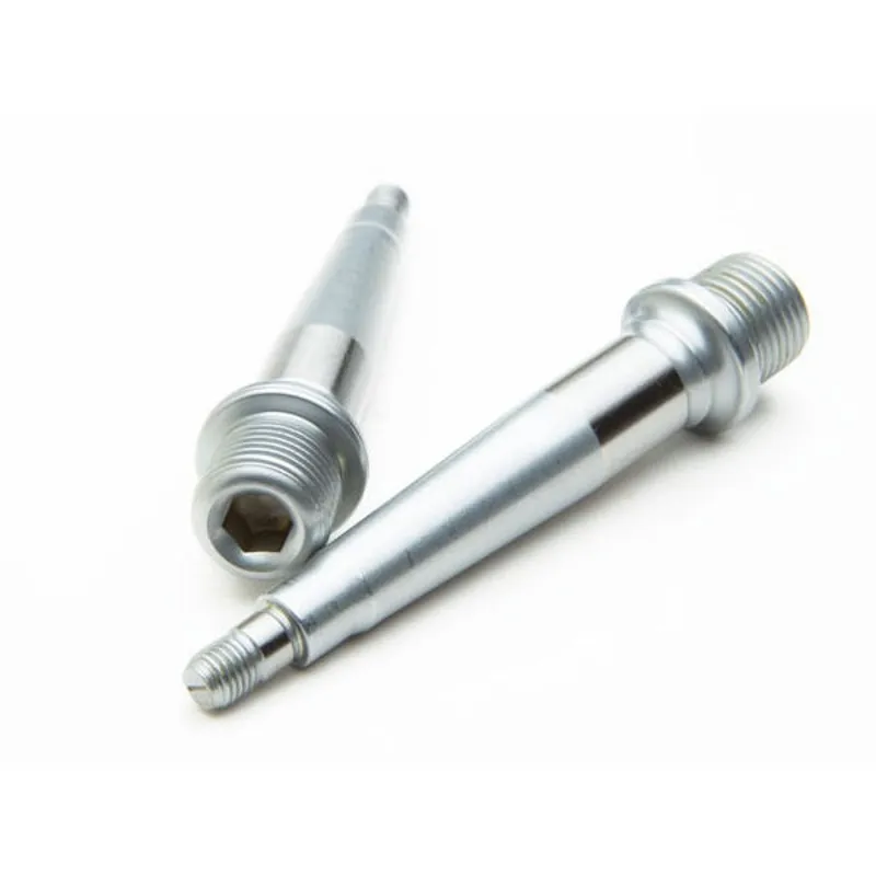 Race Face AEffect bb92 Pedal Axle Kit in Silver