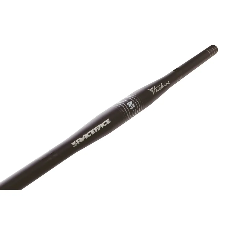 Race Face Turbine Flat Wide Handlebar in Black
