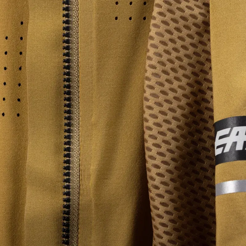 Leatt Endurance 5.0 MTB Jersey in Brass Brown-2