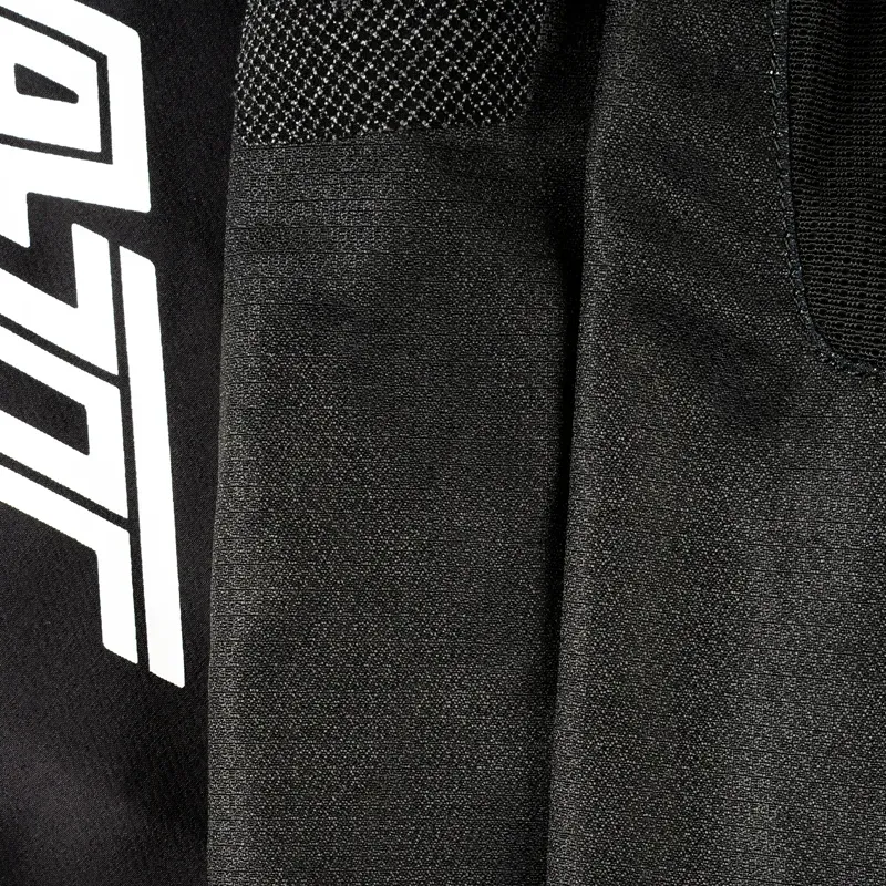 Leatt Gravity 8.0 MTB Pants in Black-2