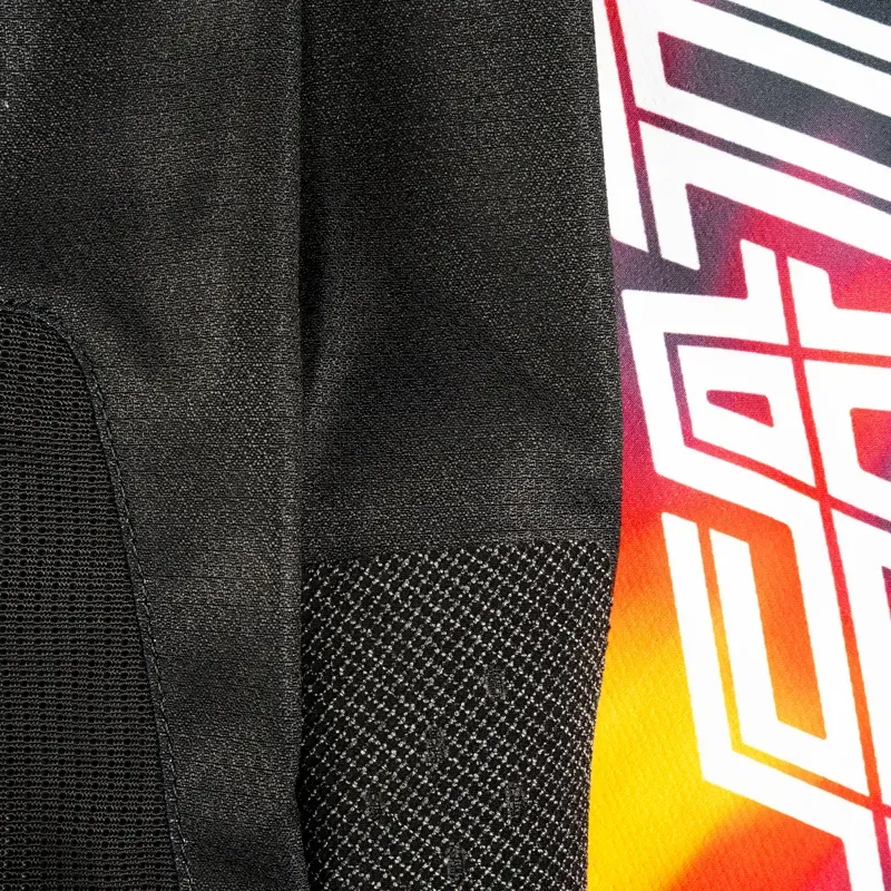 Leatt Gravity 8.0 MTB Pants in Heatmap Red-2