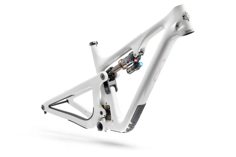 Yeti SB140 T-Series 27.5inch MTB Frame 2022 Blanco-1