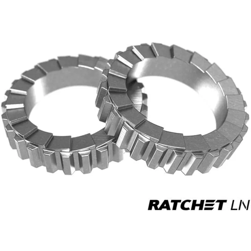 DT Swiss Wheels E19R RR Sh 29 inch x 30 mm rear boost 12 x 148 mm-2