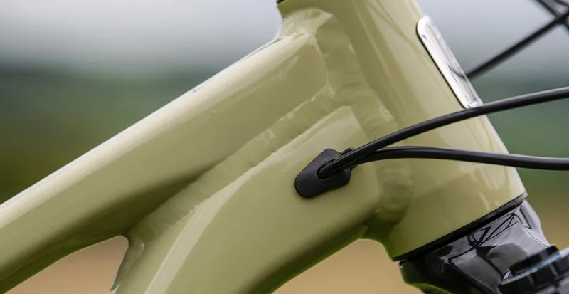 Marin Alpine Trail XR Mountain Bike 29 In Tan Black And Red-3