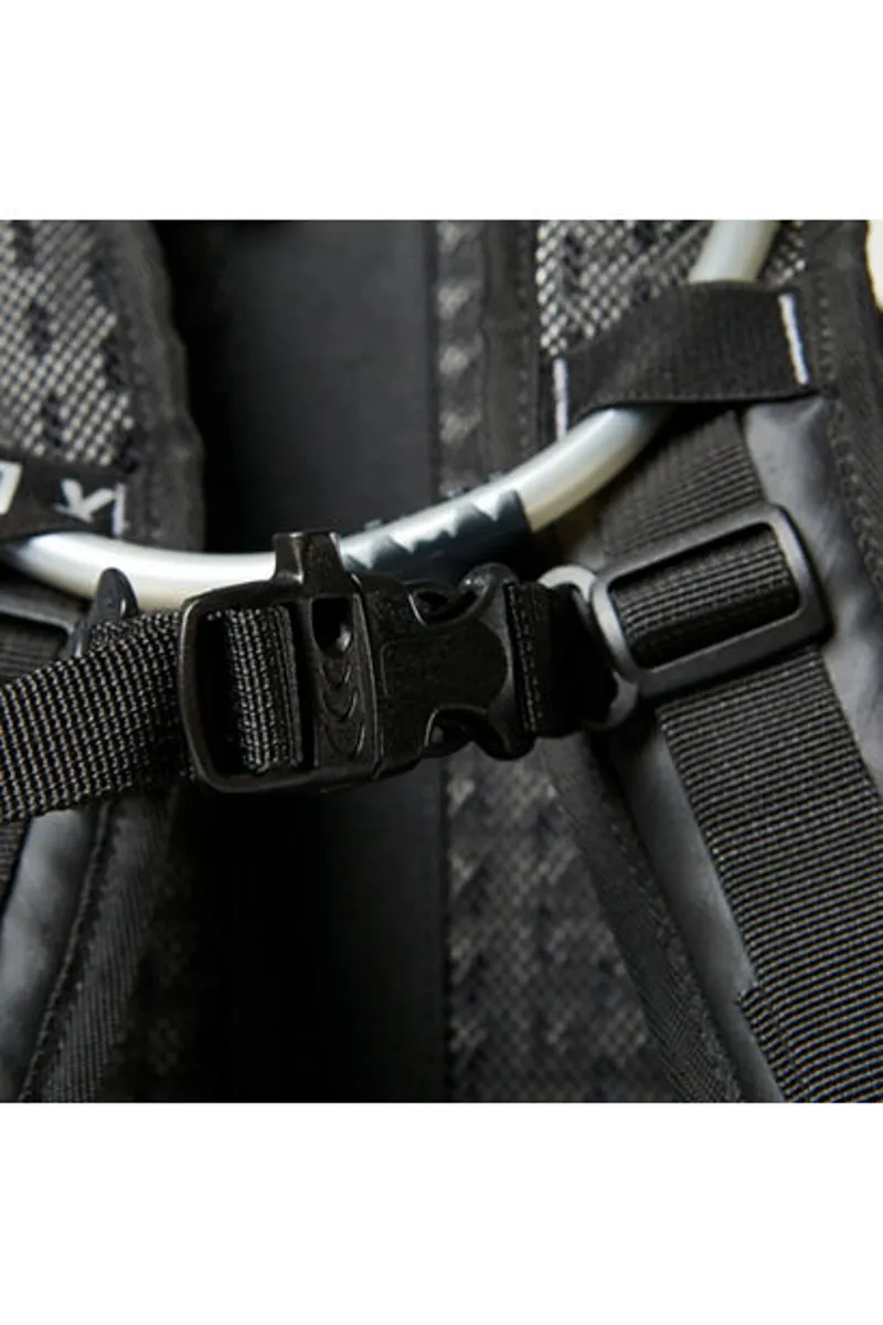 Fox Utility Hydration Pack Large Black -3