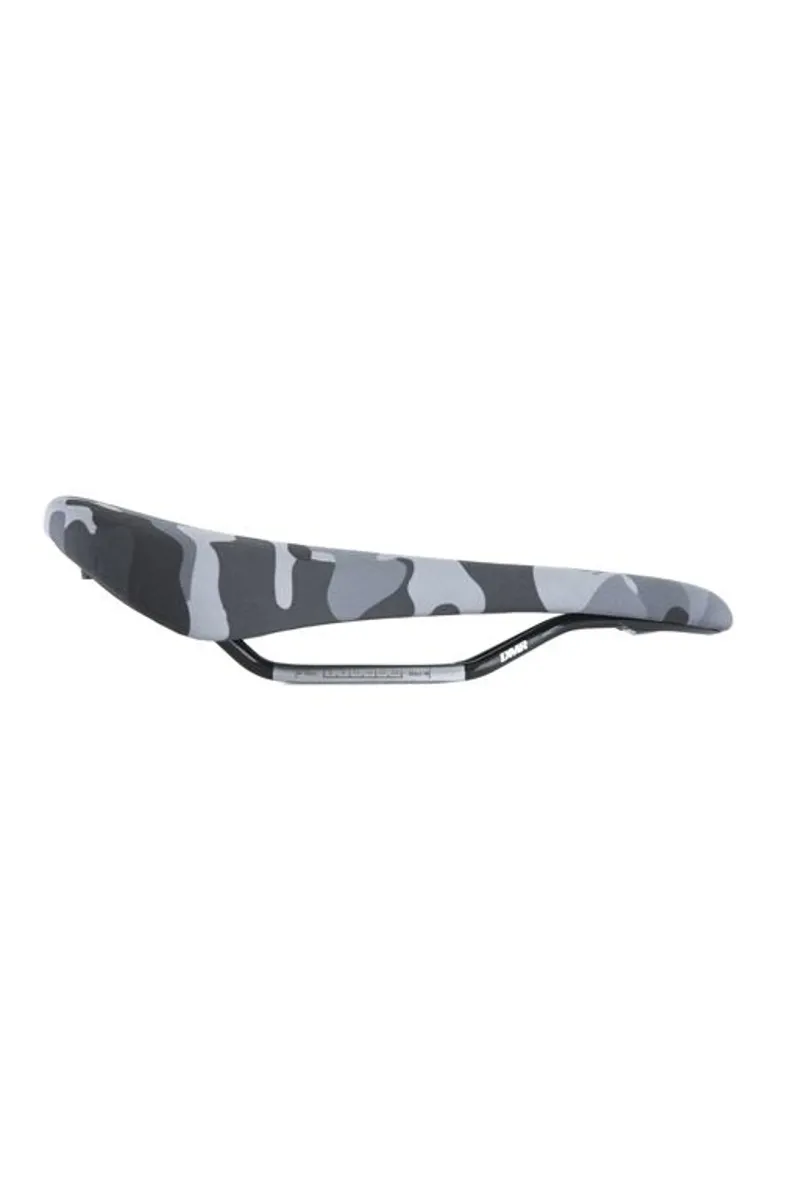DMR OIOI Saddle Snow Camo-1