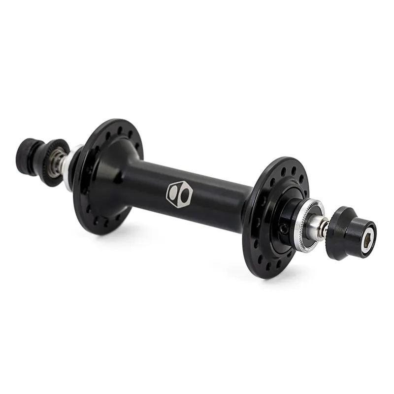 Box Three Stealth Expert Hub Black 28h front