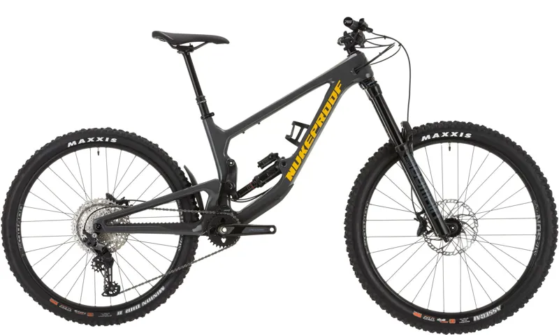 Nukeproof Giga 297 Comp Carbon Bike Deore