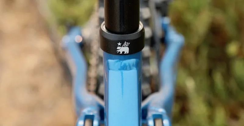 Marin Rift Zone 2 27.5 Mountain Bike In Gloss black And Blue-6