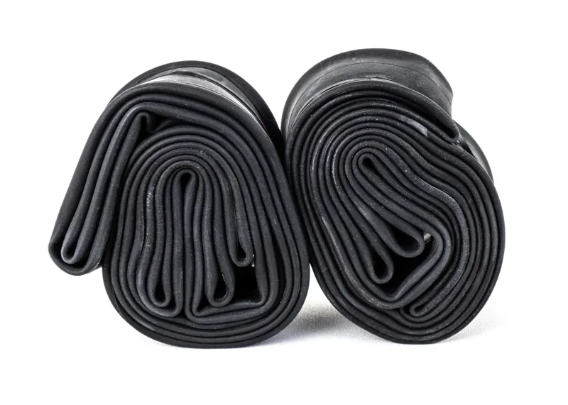 Hutchinson Twin Pack Tubes Innertubes Schrader 700c 37  50mm 40mm