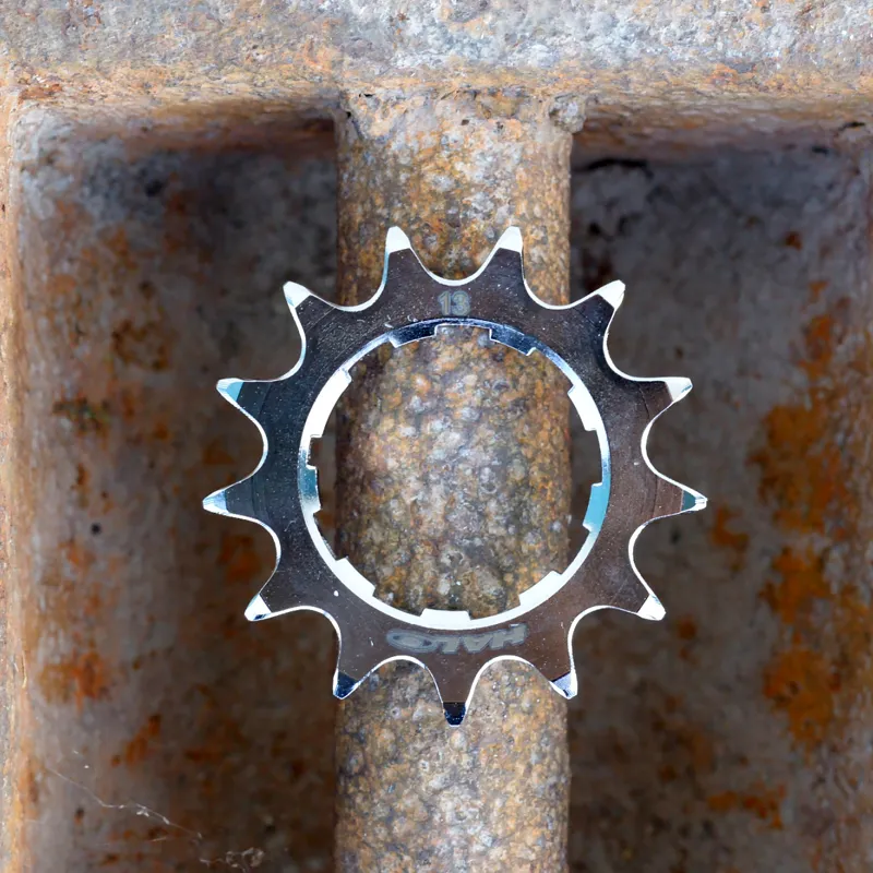 Sunrace CSR80 8-speed 12-25-tooth Cassette in Silver-2