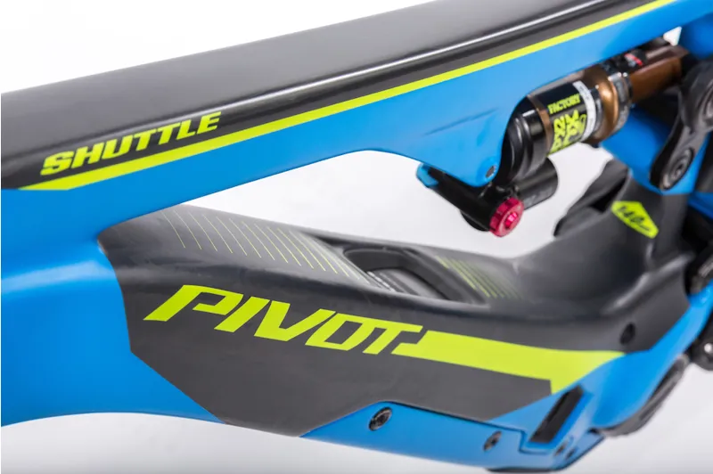 Pivot Shuttle Full Suspension E-Bike Blue-2