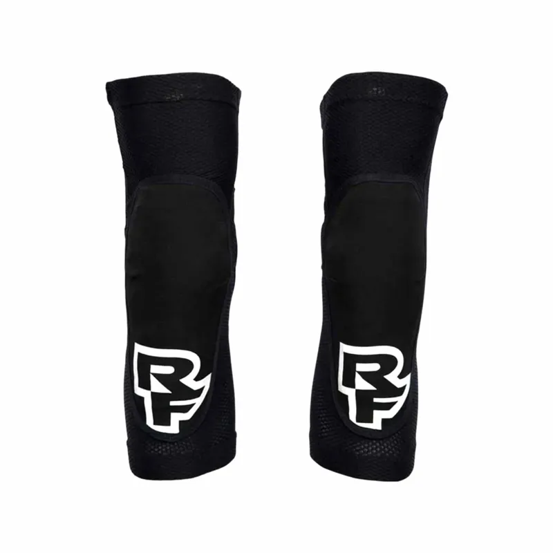 2021 Race Face Covert Knee Guard in Black