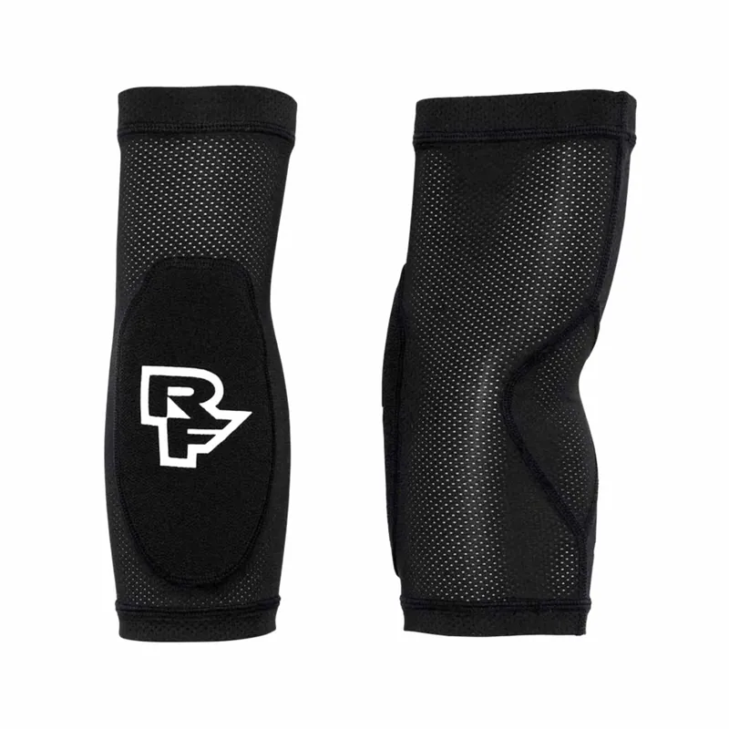 Race Face Charge Elbow Guard in Black