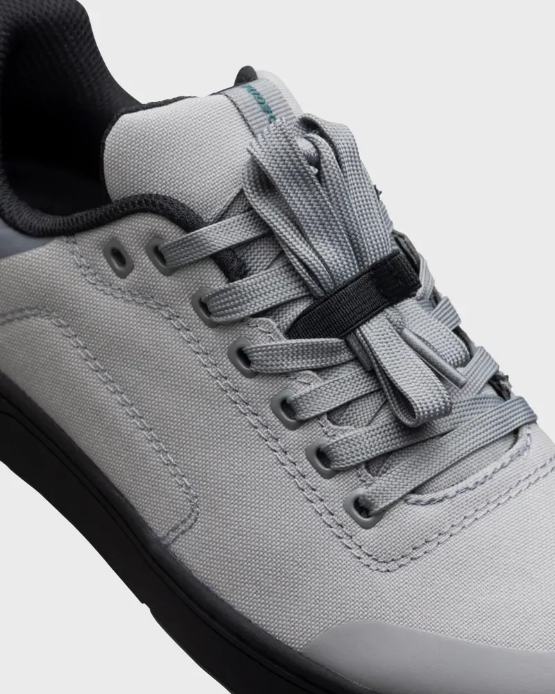 Ride Concepts Women's Livewire Shoes in Grey-4