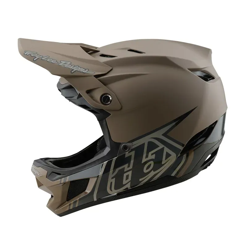 Troy Lee Designs D4 Composite MIPS Helmet in Stealth/Caper