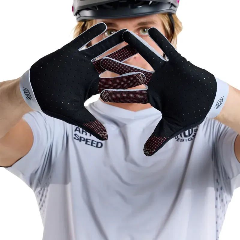 Troy Lee Designs Ace Gloves in Radioscape Mist-3