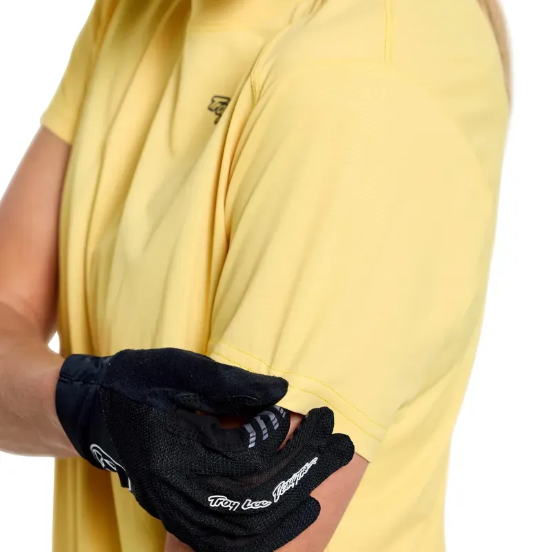 Troy Lee Designs Lilium Pro Women's Short Sleeve Jersey in Mono Butter-7