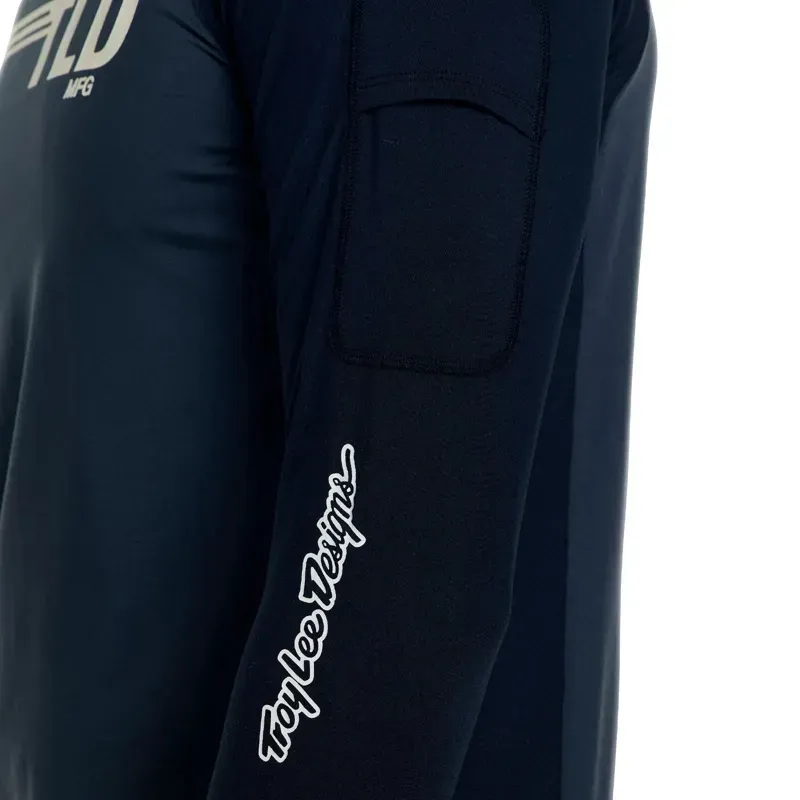 Troy Lee Designs Ruckus Jersey in Wings Carbon-8