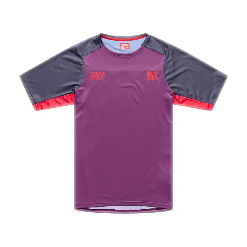 Troy Lee Designs Skyline Pro Short Sleeve Jersey in Fangs Sangria