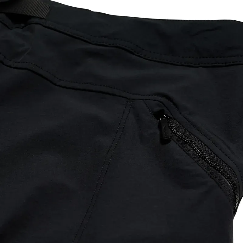 Troy Lee Designs Skyline Trail Short w/Liner in Mono Black-2