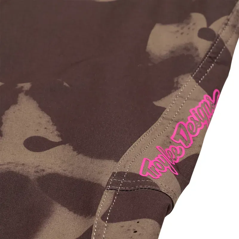 Troy Lee Designs Skyline Trousers in Scrubland Olive-1