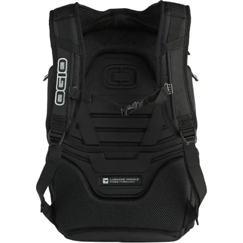 Ogio Rev 22-litre Laptop Backpack in Black-2