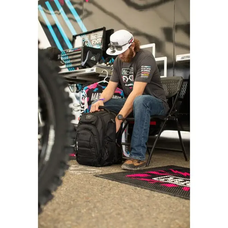 Ogio 30-litre Rally Pack in Black-4