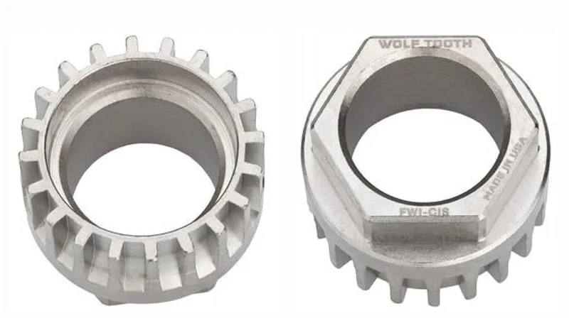 Wolf Tooth Pack Wrench Cinch and ISIS Spline Wrench Insert in Silver