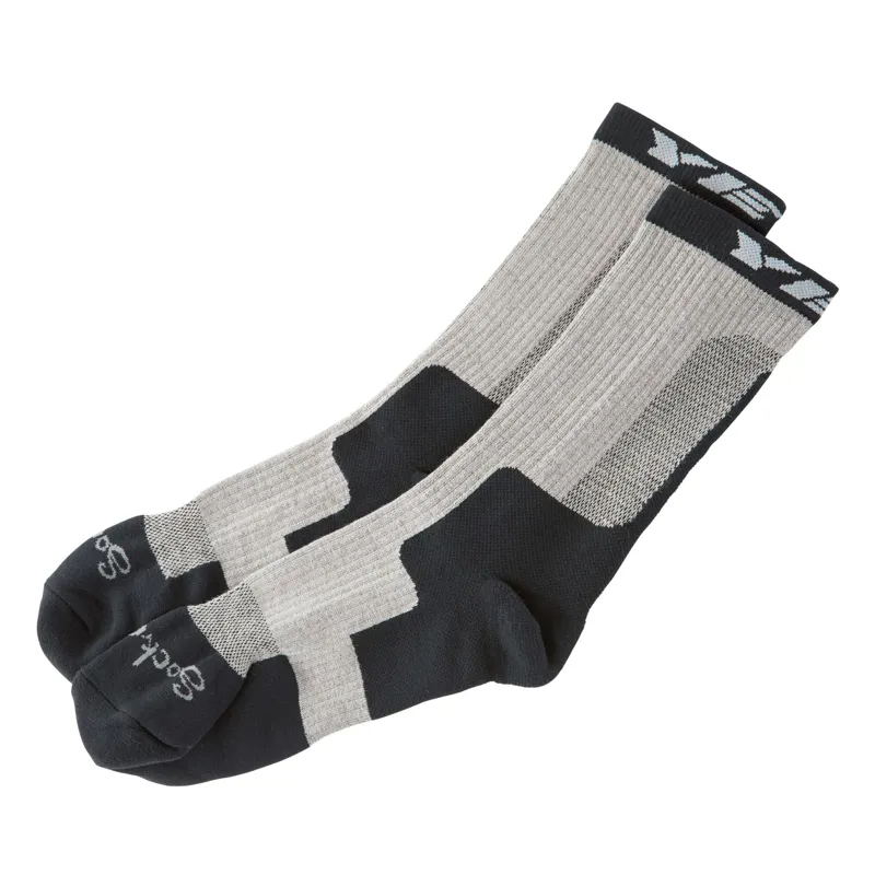 Yeti Dart Socks in Grey